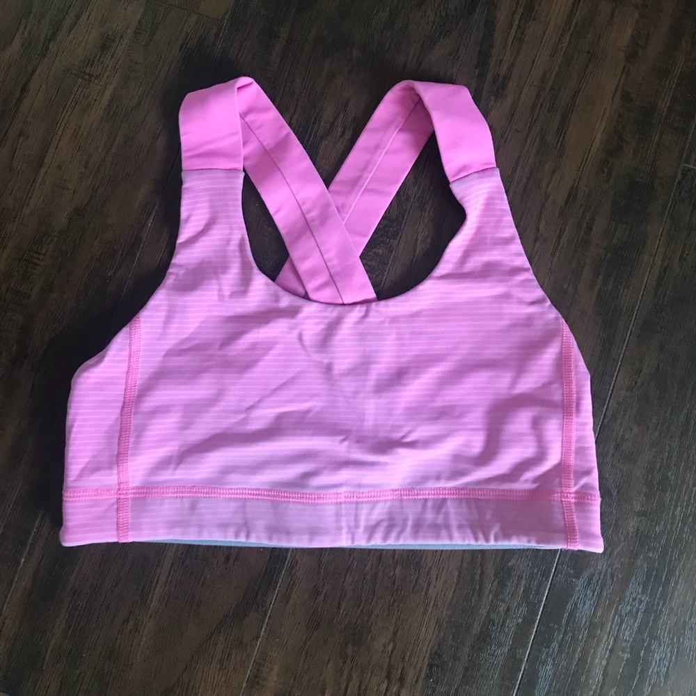 Lululemon pink sports bra